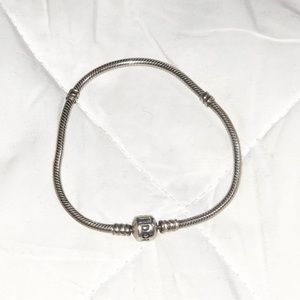 Pandora Bracelet CLASSIC STERLING SILVER BRACELET W/ BARREL CLASP